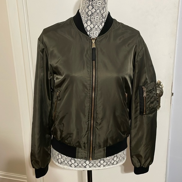Zara Jackets & Blazers - Zara basic olive green wind breaker size Medium